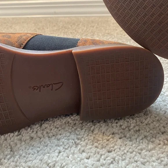 Clarks Brown Leopard Print Women's Shoes | 8.5 - Picture 8 of 12